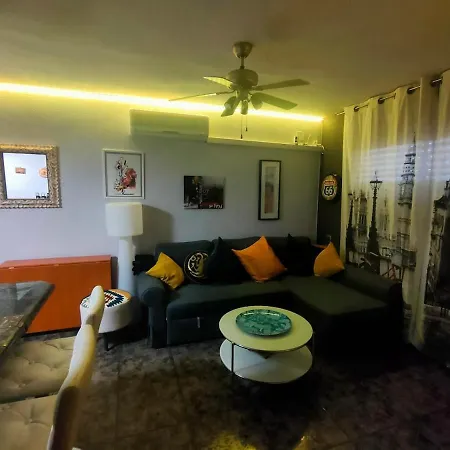 Enjoy The Beach, Port Aventura And Ferrari Land Apartment *