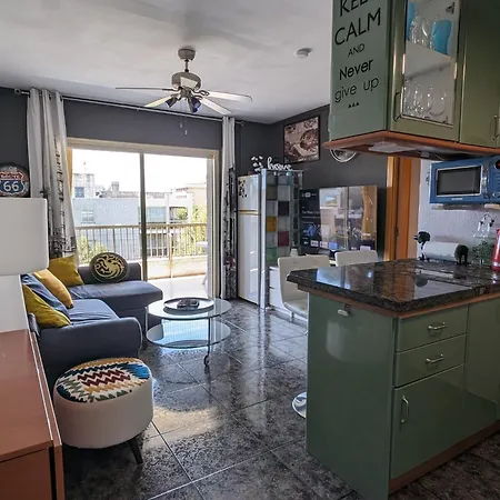 Enjoy The Beach, Port Aventura And Ferrari Land Apartment