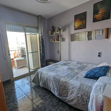 Enjoy The Beach, Port Aventura And Ferrari Land Apartment